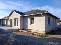 Eladó  Kiskunlacháza Városközpont