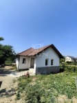 Eladó családi ház Szada panorámás részén