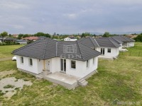 Eladó családi ház Gyöngyöshalász Toldi utca